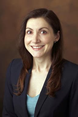 Profile photo of Dr. Irina De La Huerta