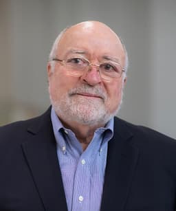 Profile photo of Dr. Geoffrey Basson